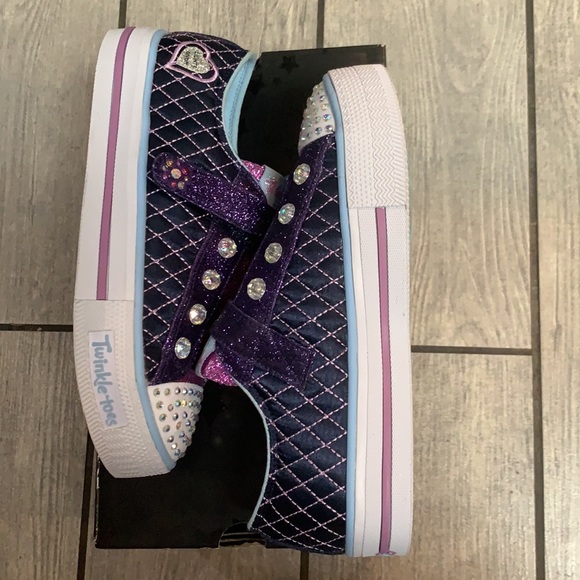 NWB Skechers Limited edition twinkle toes - Picture 6 of 6